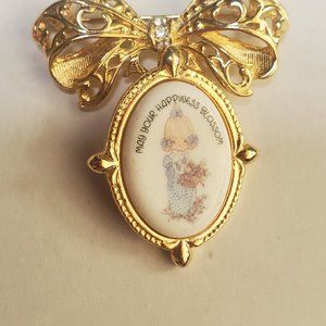 1999 Precious Moments May Your Happiness Blossom Pin Brooch